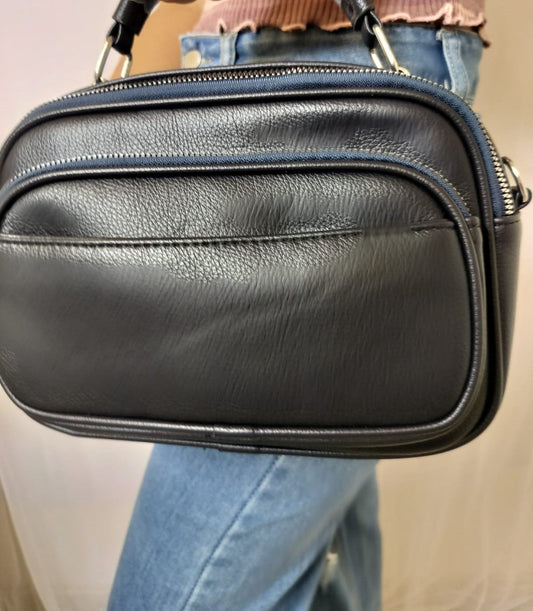 Top Trendy Purses for Women 2025: Embrace the Crossbody Purse Style