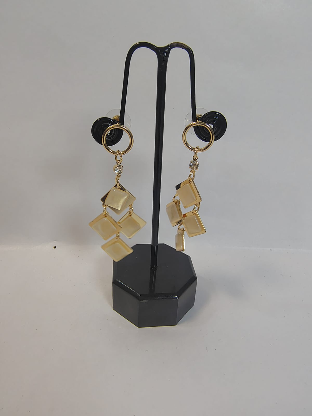 Square dangling gold earrings