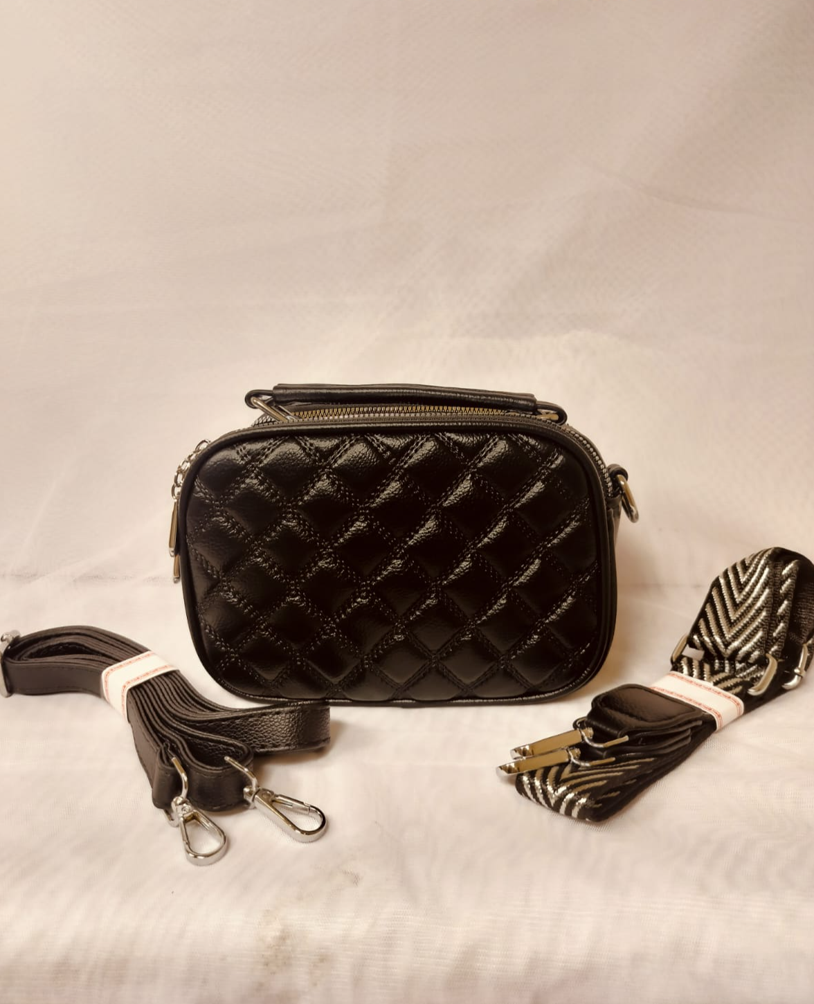 Wincham Fashion House designer black purse for women with quilted pattern and multiple detachable straps