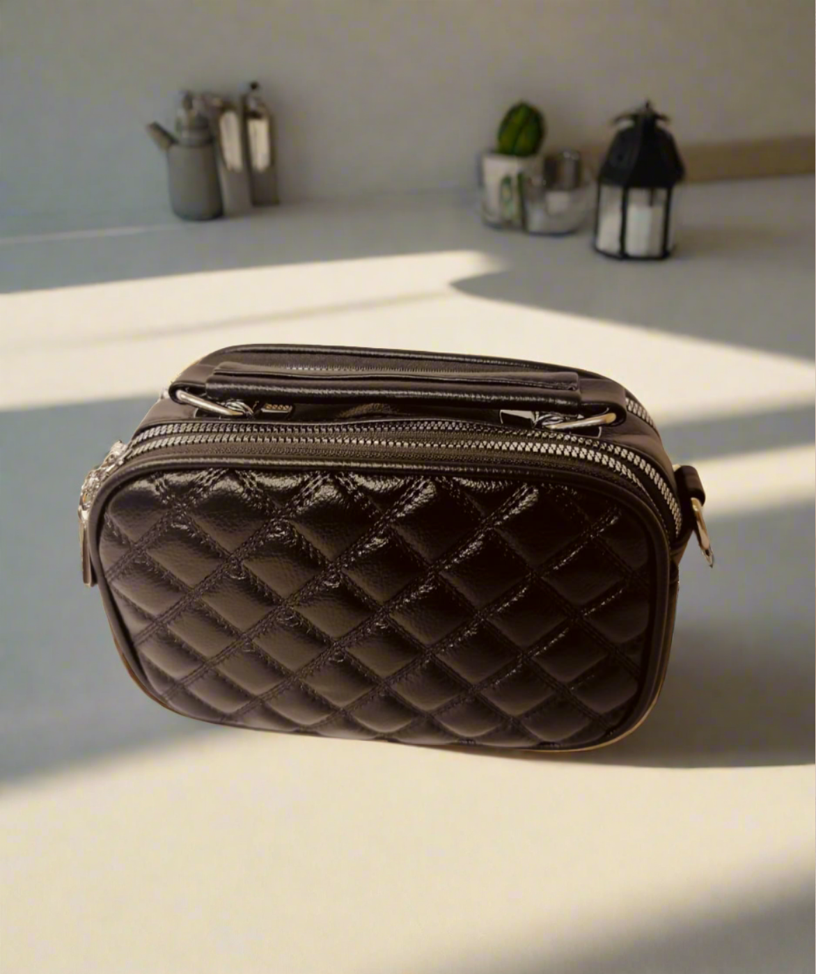 Wincham Fashion House designer black purse for women with quilted pattern and zipper closure