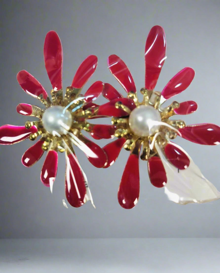 My Store Korean flower earrings with red petals and pearl center in gold setting