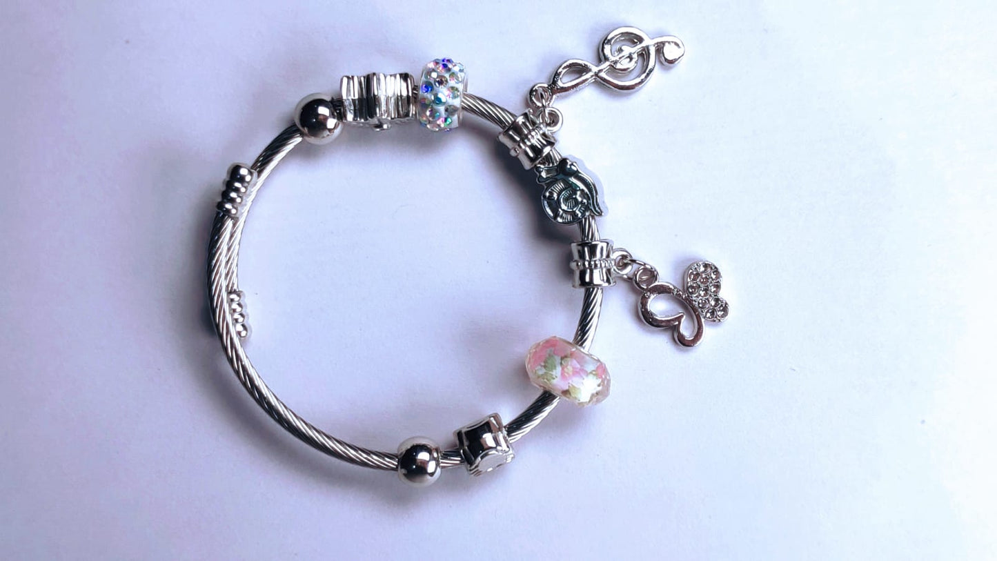 Wincham Fashion House Korean money magnet bracelet with silver beads and decorative charms