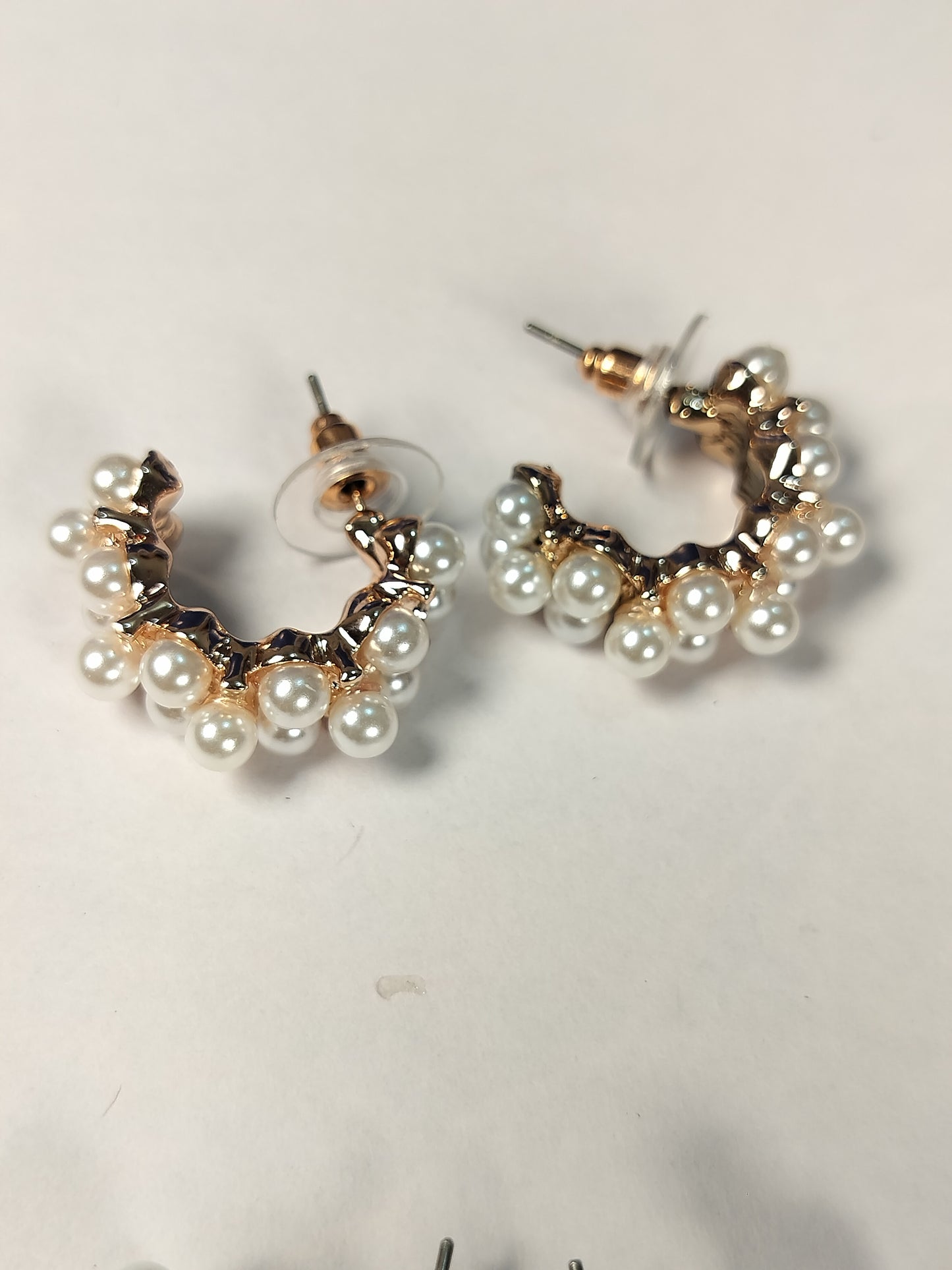Wincham Fashion House elegant pearl hoop earrings with clustered white pearls on gold-tone hoops