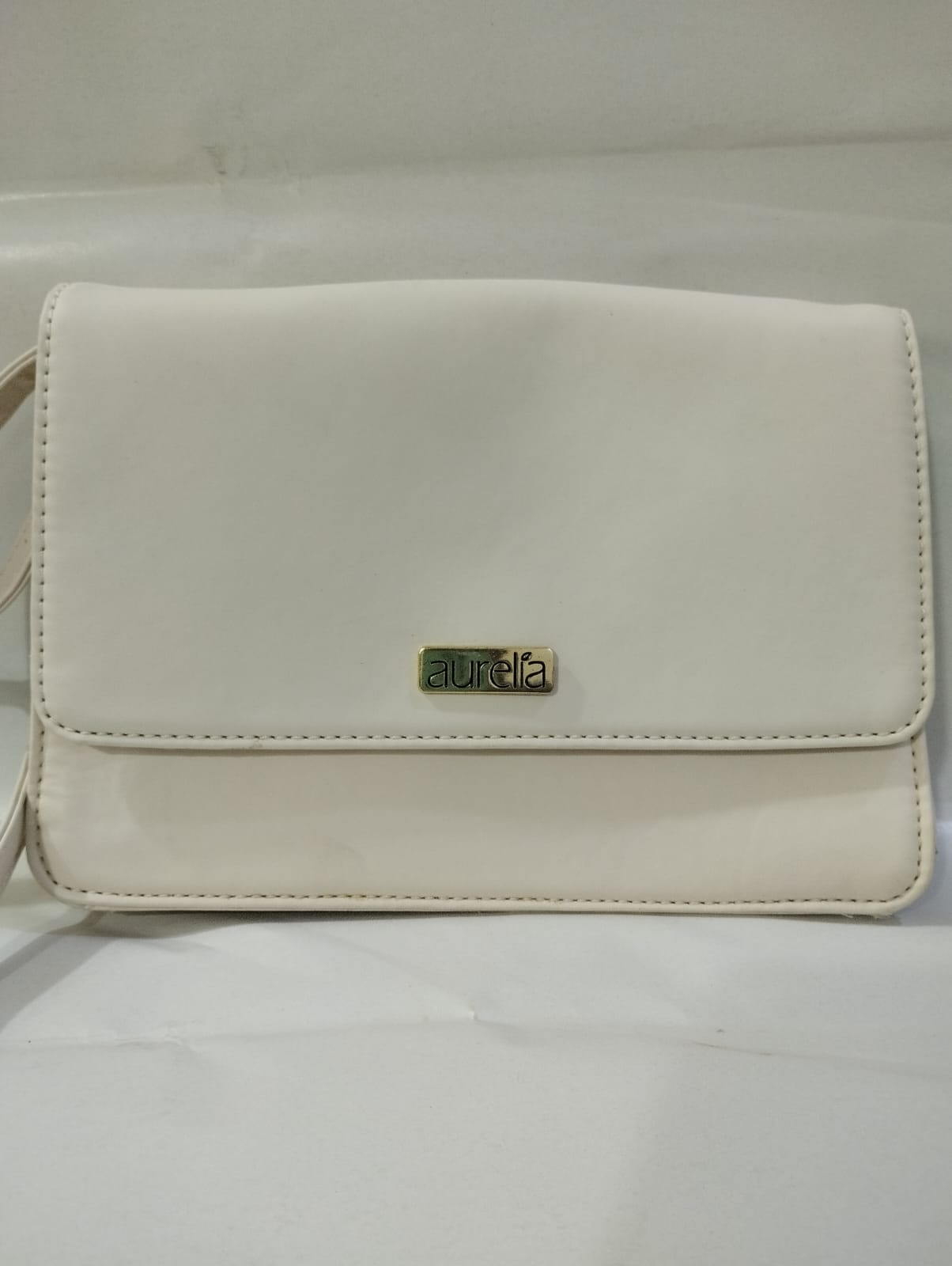 Wincham Fashion House White Leather Bag with Elegant Design, Ideal for Daily Use; Similar to Chanel Handbags Classic Flap Bag
