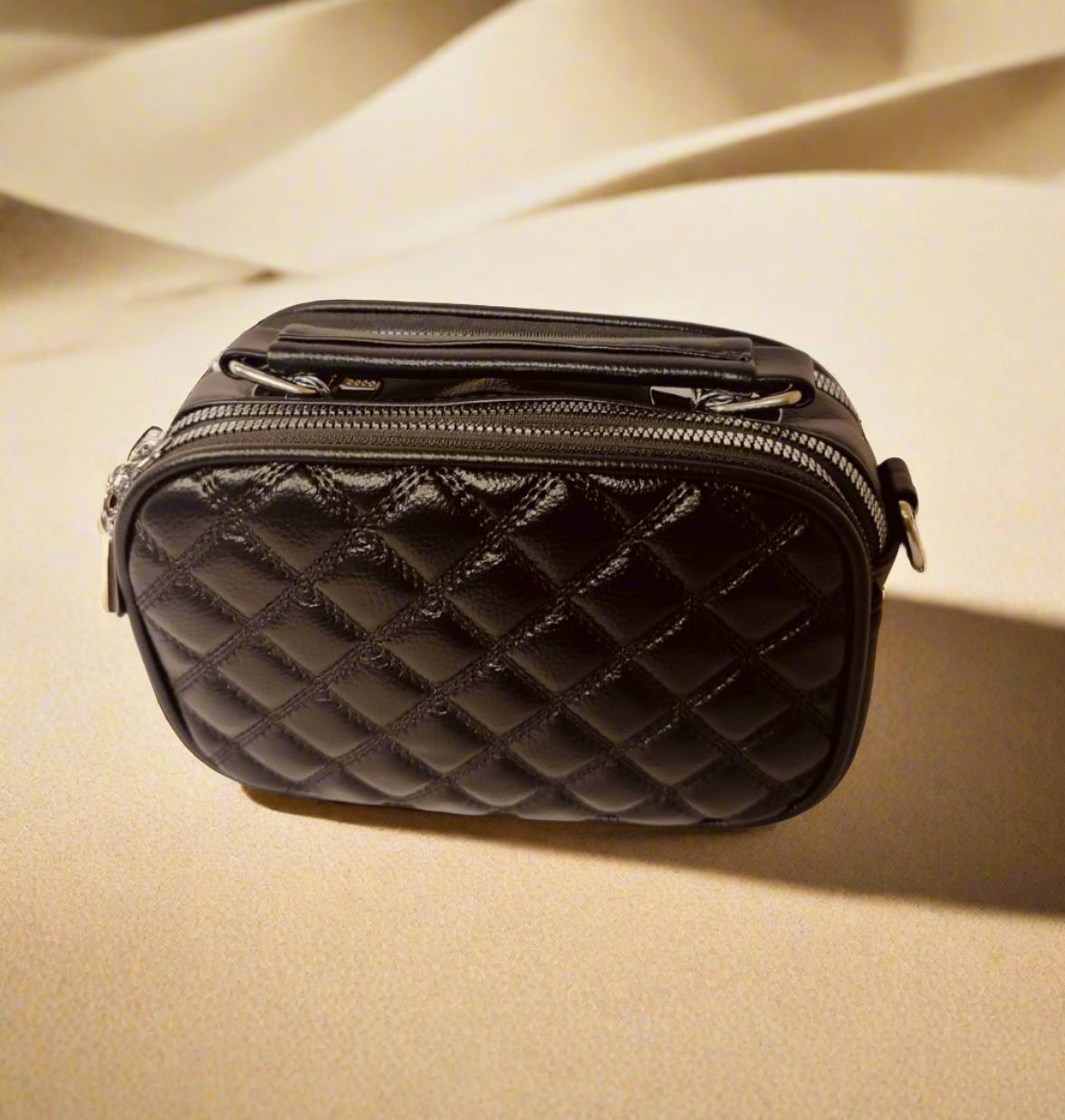 Wincham Fashion House designer black purse for women with quilted texture and double zipper compartments
